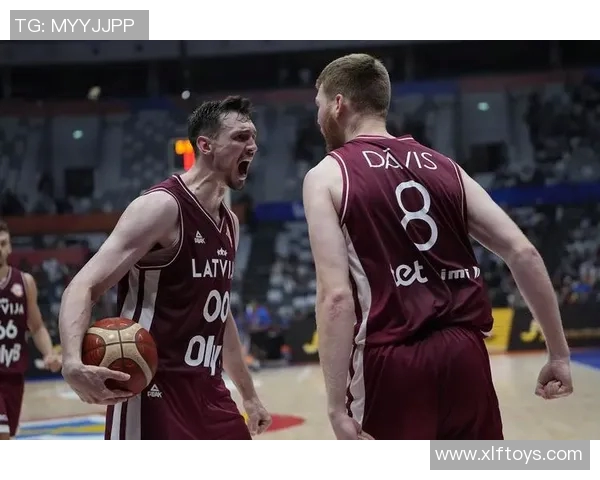 美国190厘米足球明星的传奇之路与辉煌成就揭秘